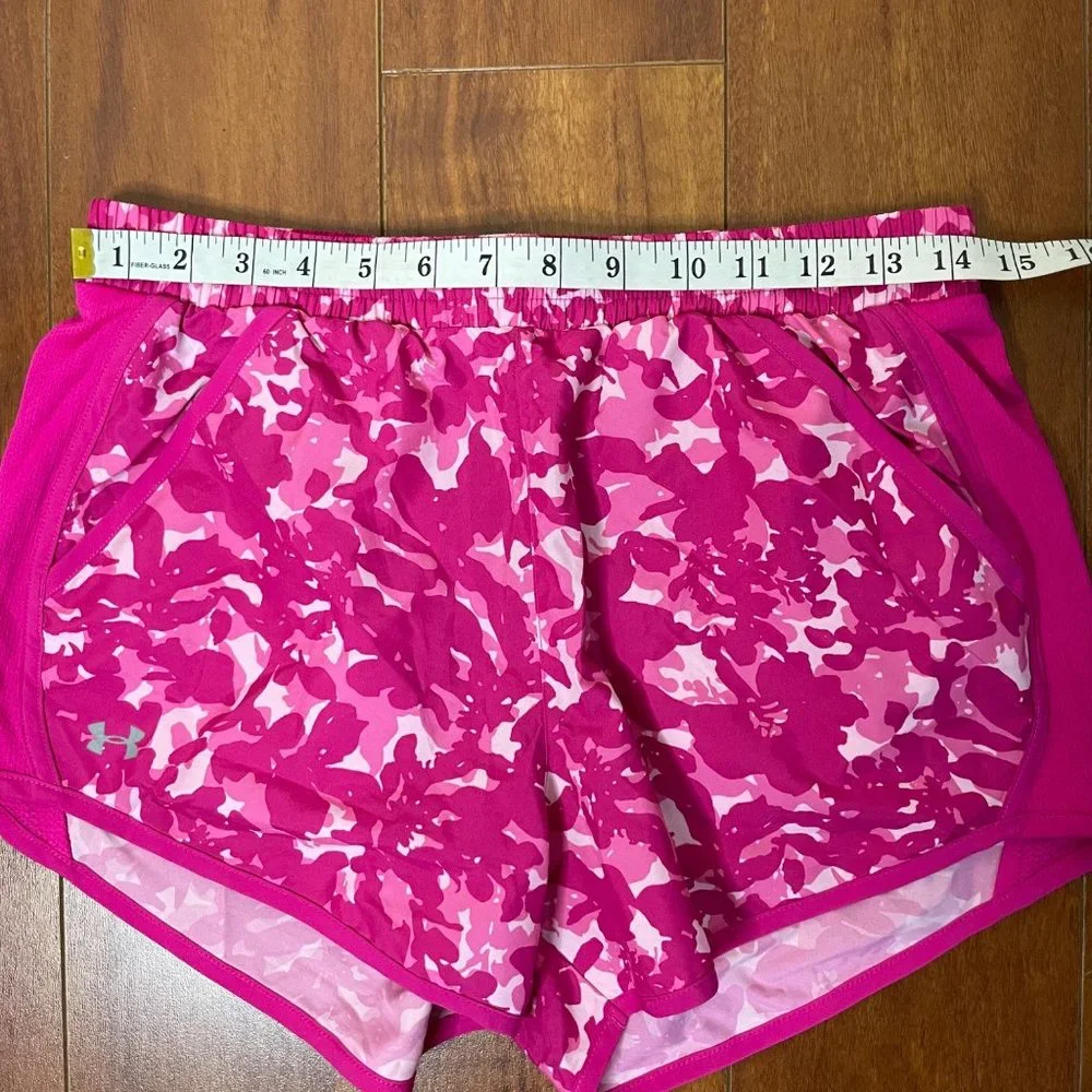 Under Armour Pink Camo Drawstring Athletic Running Womens Shorts Size S